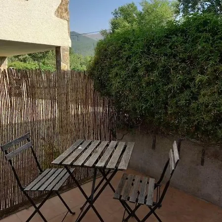 Klein Gredos: Modern 3 Bedroom Unit With Fireplace And Aircon .